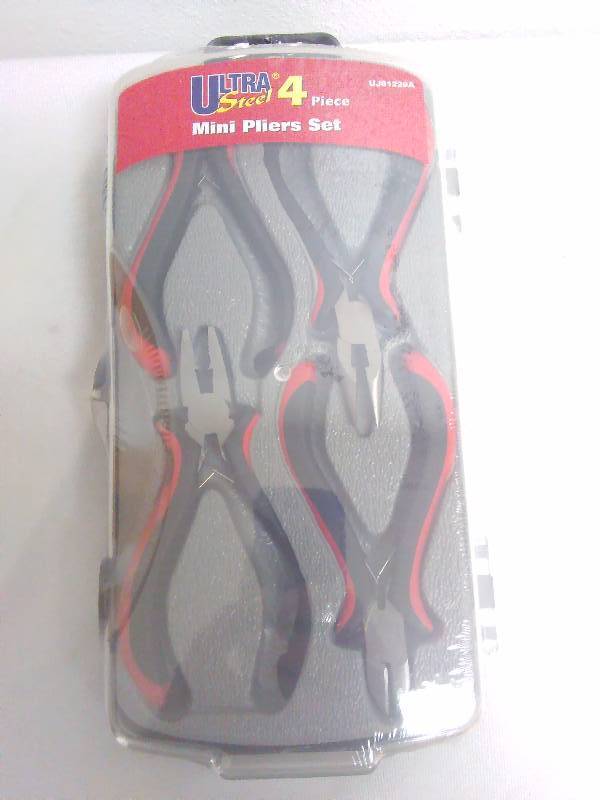 lot 143 image: 4 pc. Mini Plier Set