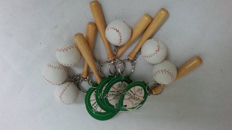 lot 240 image: Bat and Ball Key Chain (6)