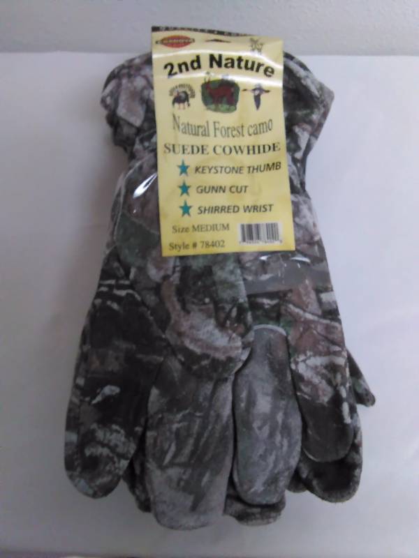 lot 338 image: Gun cut Cordova Gloves, (3 pr.) Camouflage, Suede, Mens Medium