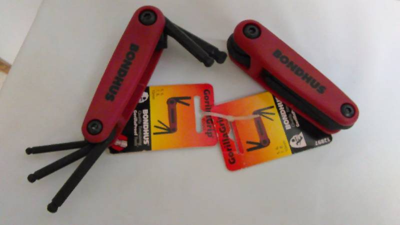 lot 358 image: Ball End Fold up Tool, 5-10 mm, by Gorilla Grip (2)