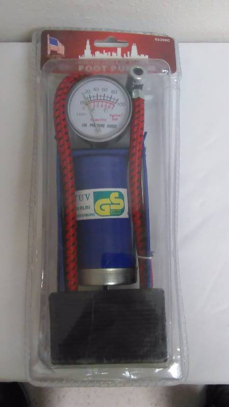 lot 364 image: Air Foot Pump