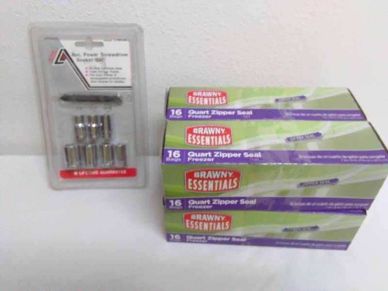 lot 377 image: 8pcPower Screwdriver Socket Set and 1 Quart Zipper Bags (16 per box)  4 boxes