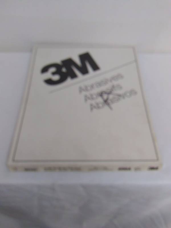 lot 395 image: Sanding Paper 9 x11, 400 grit, 3M (100 sheet)