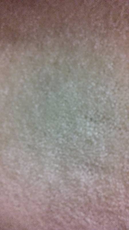 lot 403 image: Carpet - Fabulous heavy thick just off white. fantastic quality 14 foot by 12 foot.
