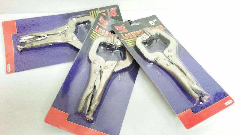 lot 415 image: 6 Inch Locking C Clamps (3)