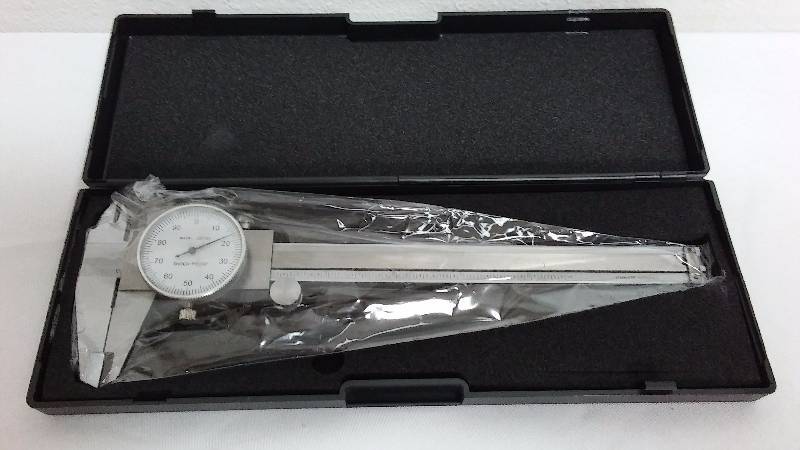 lot 416 image: Shockproof Dial Caliper with Thumbroll