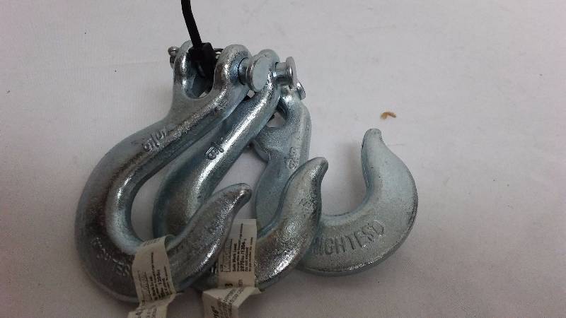 lot 430 image: Clevis Slip Hook, 516 inch, 2875 Max Load (3)