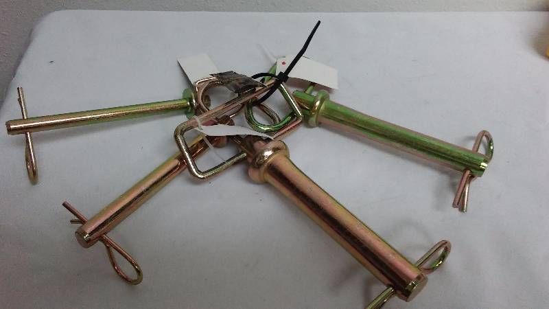lot 434 image: Hitch Pin Variety (4)