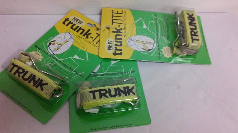 lot 604 image: Trunk-Tite, Truck Tie Down Kit (2)