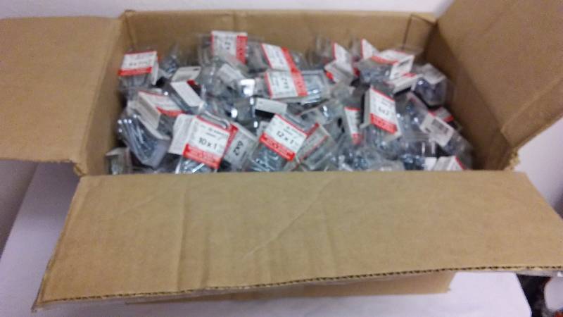 lot 621 image: Screws Galore Assortment, see picture for more detail (209) Not a misprint  there are 209 packages in this lot