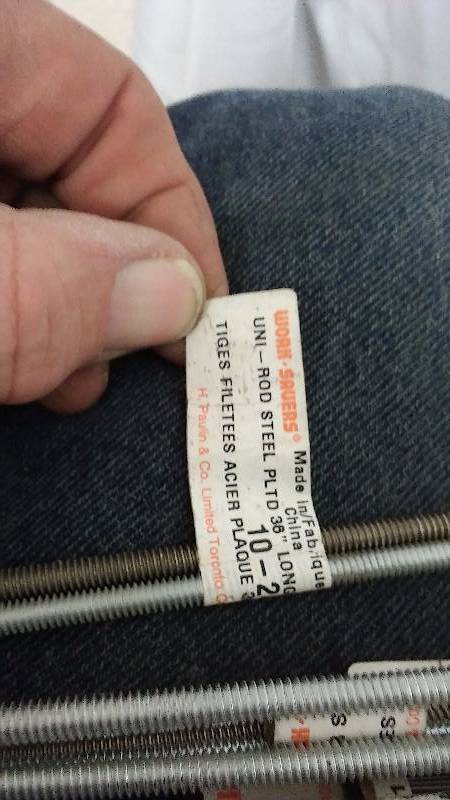 lot 635 image: Threaded Rod, 3 ft., 10-24 (12)