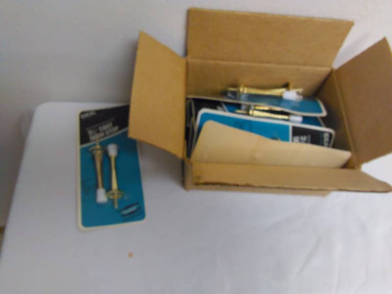 lot 468 image: Door Stop, 2 per pkg., 3.5 inches (10 pkgs.)