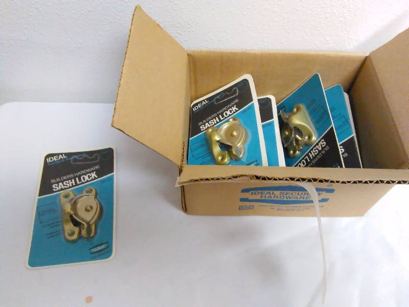 lot 470 image: Sash  Window Locks (10)