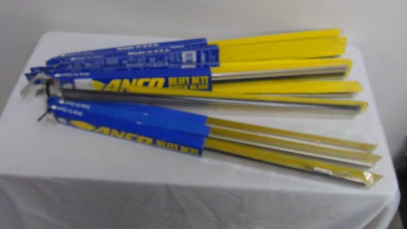 lot 499 image: Anco Heavy Duty Wiper Refill Blades 18 in. (10)