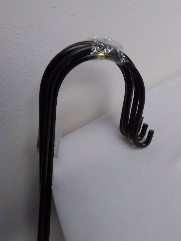 lot 535 image: Shepards Hooks (6) 4 long 38 diameter