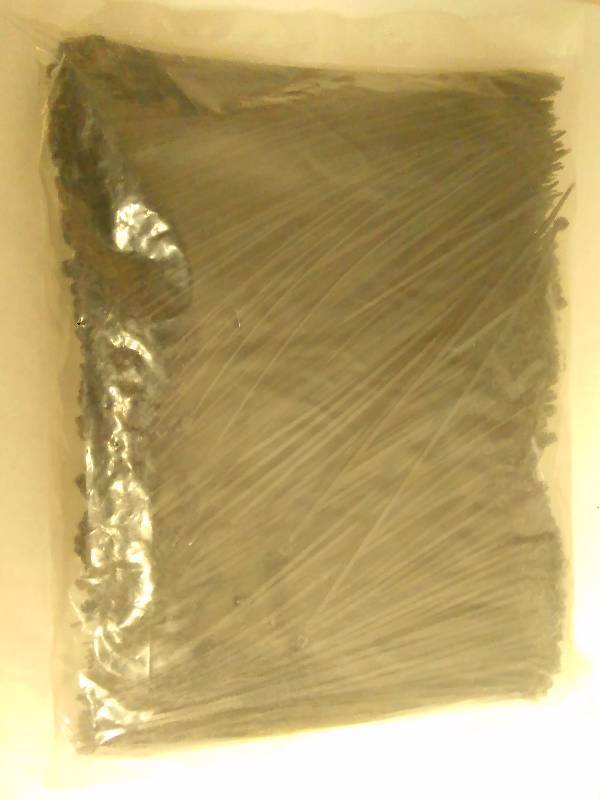 lot 574 image: 7-Inch Zip  Cable Ties (1000 ct.)