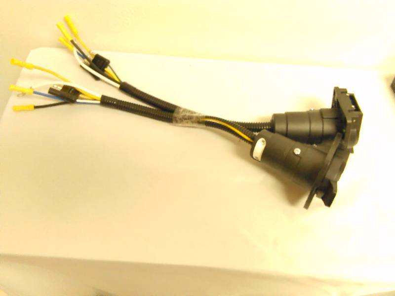lot 577 image: Trailer Converter 4 pin to 7 pin (2)