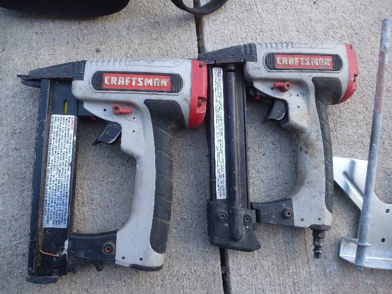 Craftsmen Stapler Set Pneumatic