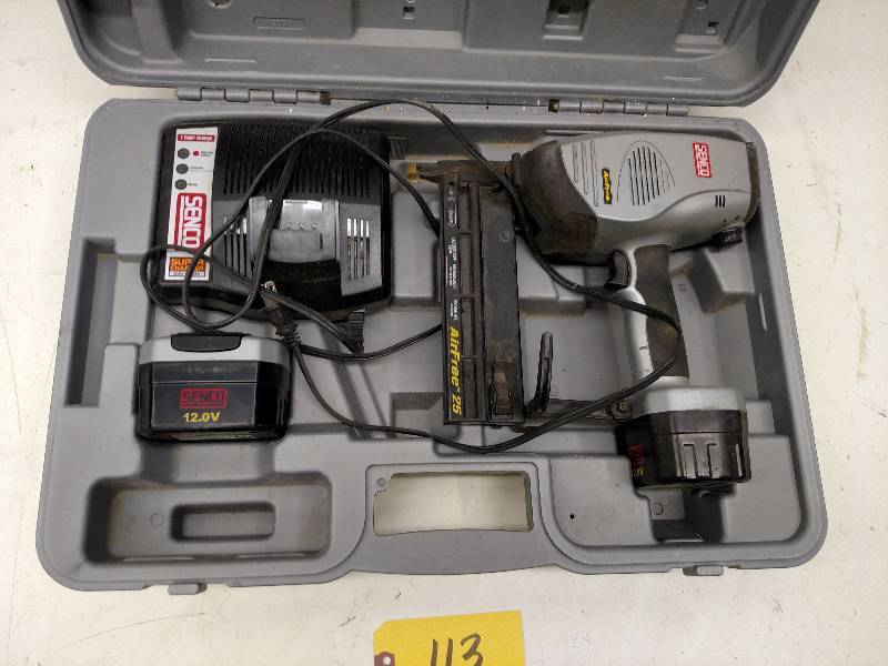 lot 113 image: Senco Air-Free 25 12volt Cordless F...