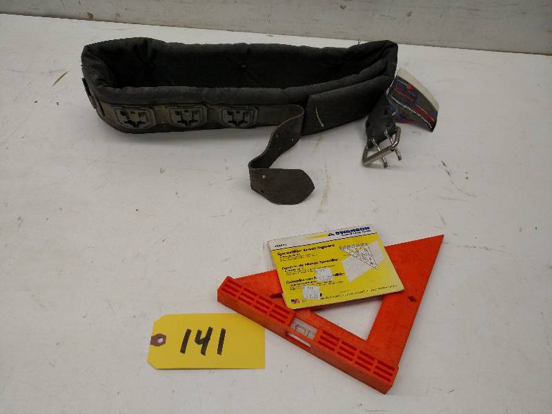 lot 141 image: Swanson Speedlite Level Square & To...