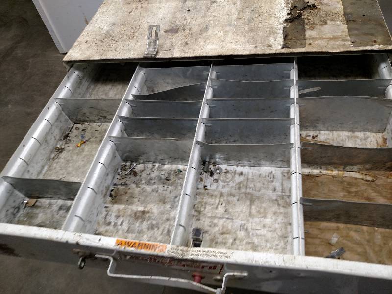 lot 29 image: Weather Guard Pac-Rat Tool  Parts ...