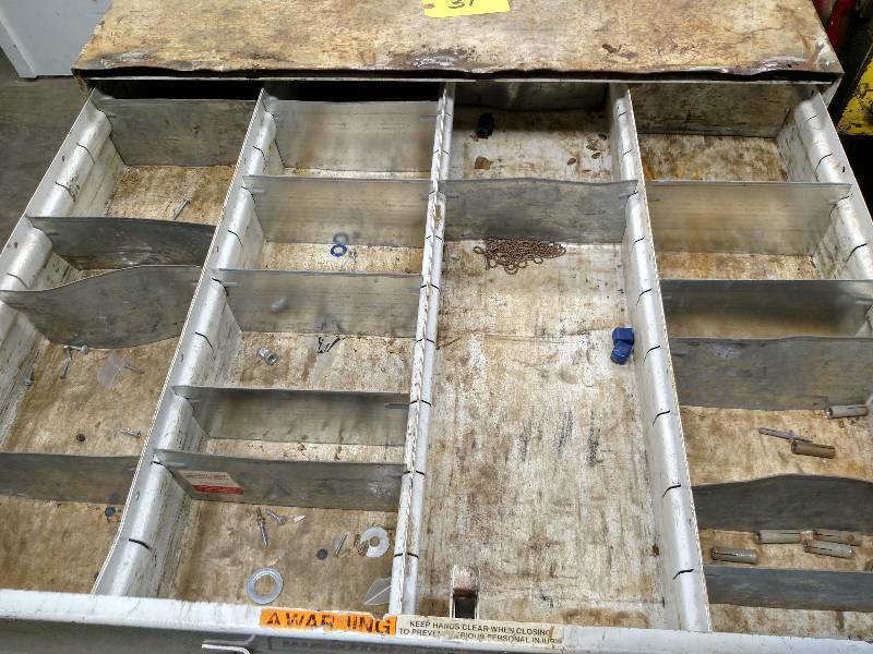 lot 31 image: Weather Guard Pac-Rat Tool  Parts ...