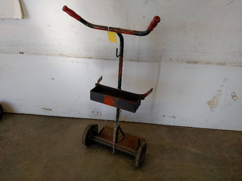 lot 39 image: Harper Torch Cart...