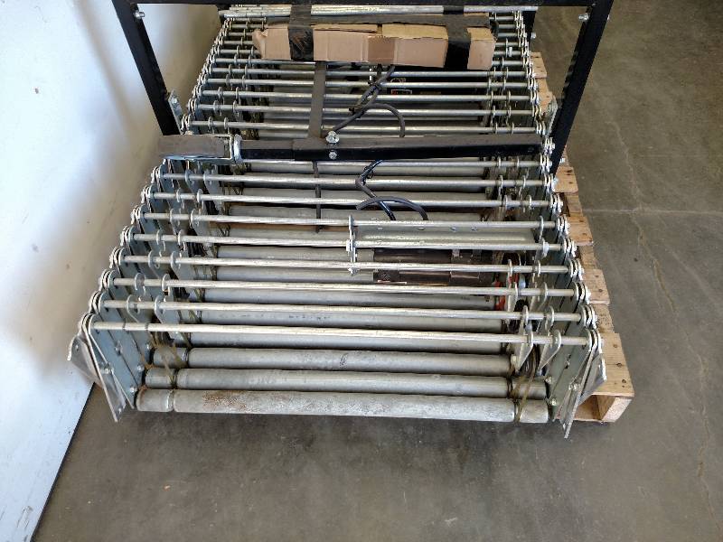 lot 9 image: Best Flex Motorized Accordian Conve...