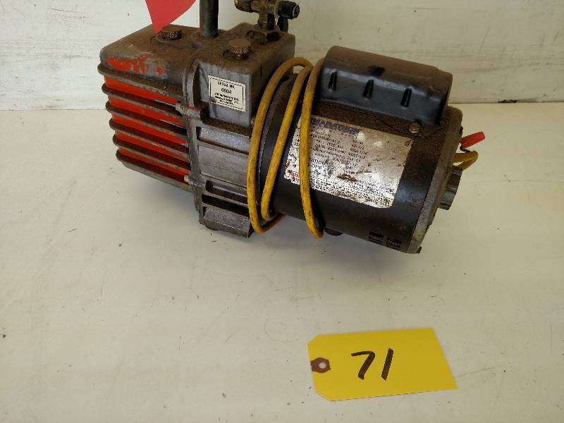 lot 71 image: JB DV-142N Vacuum Pump, Works...