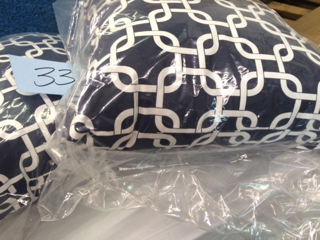 lot 33 image: 2x Sessums 100% Cotton Throw Pillow Set Color Blue With White Pattern