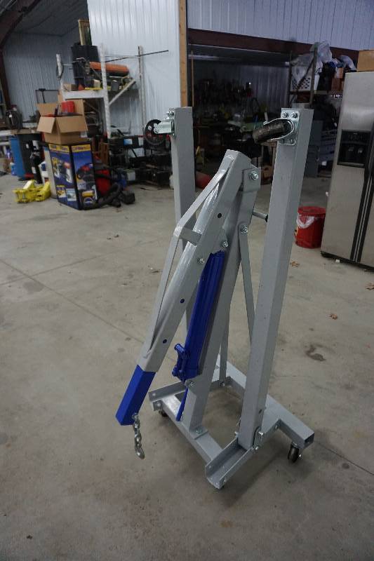 Duralast 2 Ton Capacity Mobil Engine Hoist | Lakes Area Heavy Equipment ...