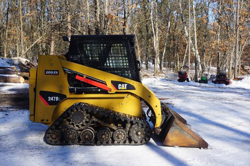 lot 1 image: 2013 Cat Model 247B3 Multi Terrain Tracked Skid Loader Skid Steer
