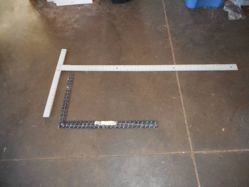 2 LARGE SQUARES