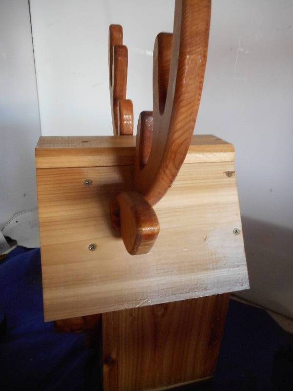 DEER BIRD HOUSE MADE FROM CEDAR
