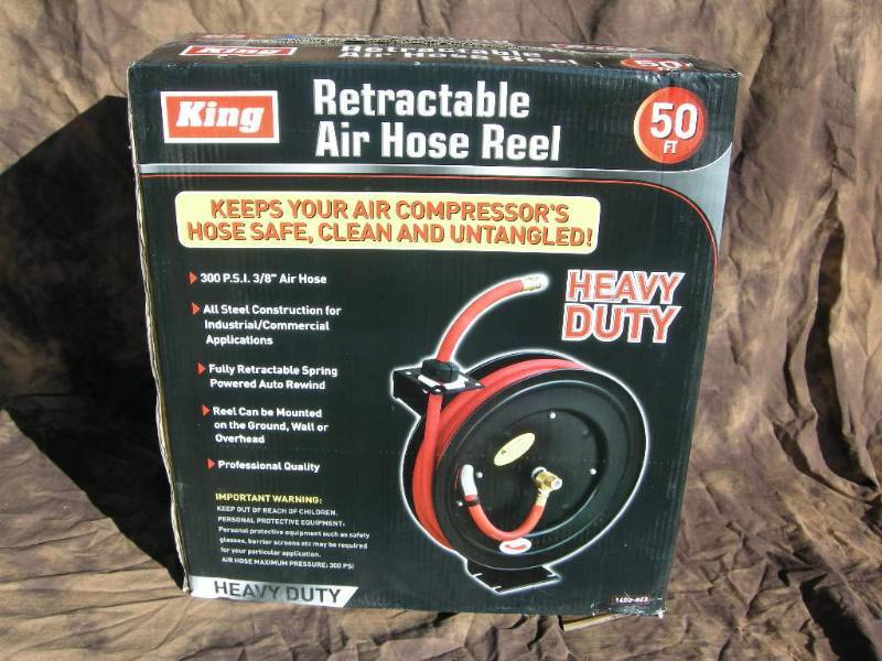 lot 9 image: King 50 Retractable Hose Reel
