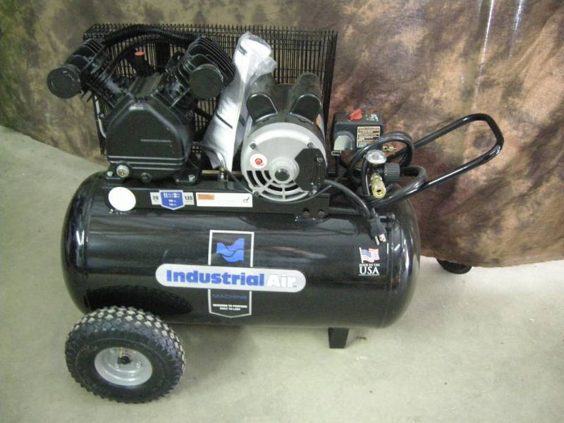 lot 28 image: Industrial Air 20 Gallon Air Compressor