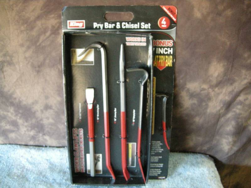 lot 104 image: King Pry Bar and Chisel Set