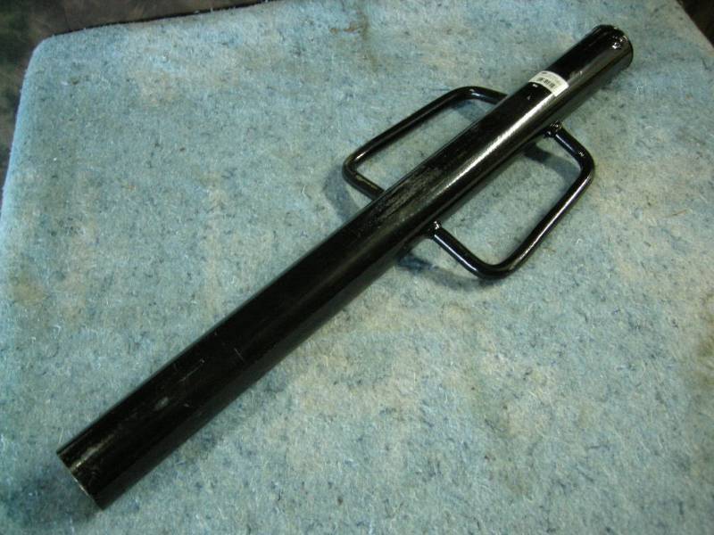 lot 108 image: Post Pounder