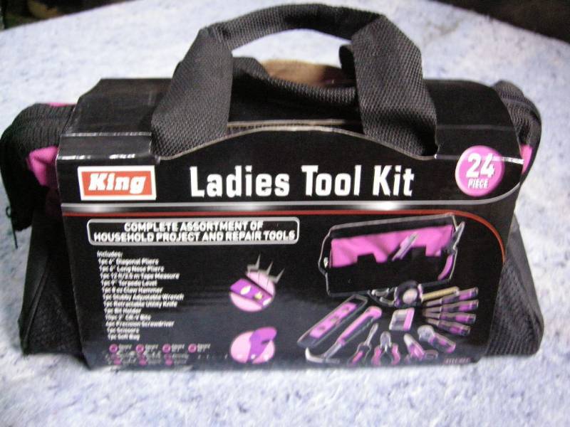 lot 131 image: King 24pc Ladys Tool Kit