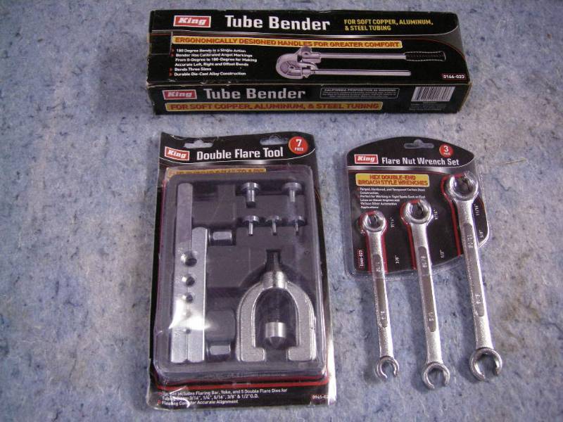 lot 140 image: King Flare Tool, Nut Wrenches, Bender