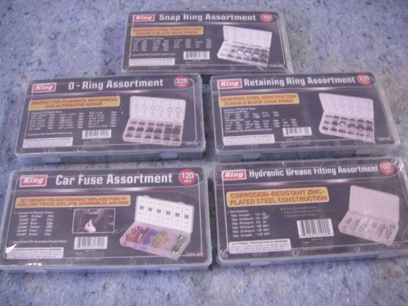 lot 155 image: 5 Hardware Assortment Sets