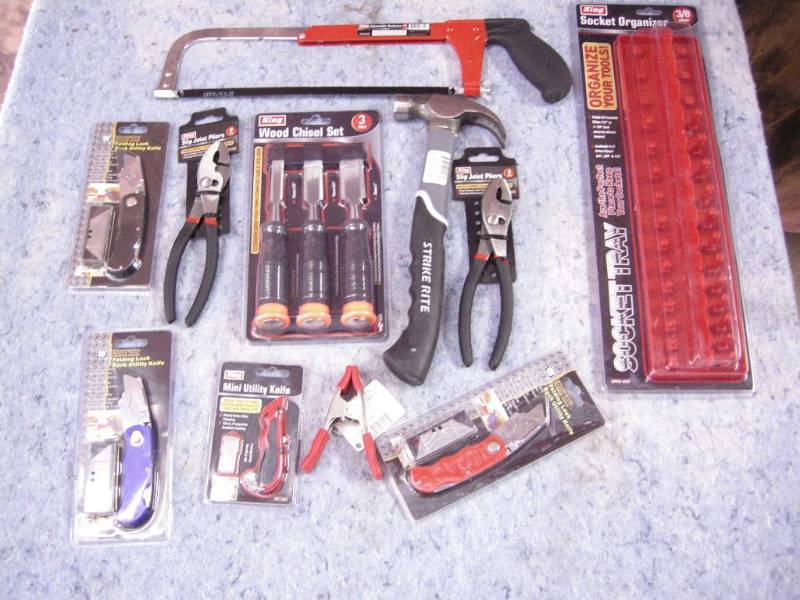 lot 162 image: New Tool Variety
