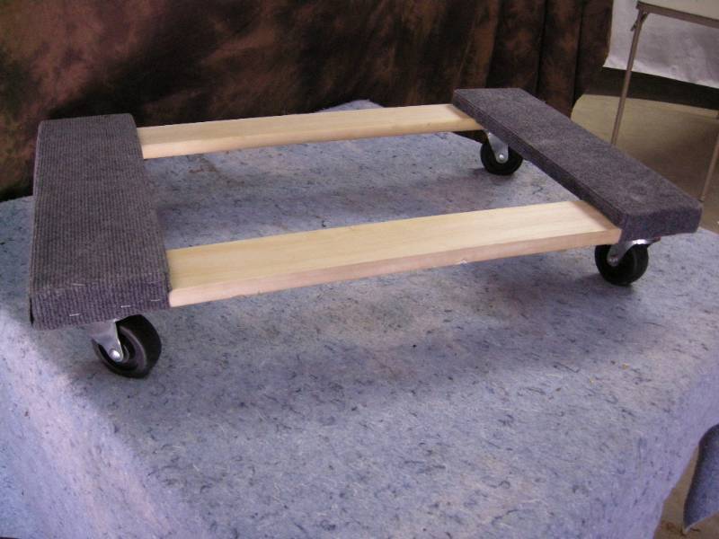 lot 163 image: Roll-around Cart