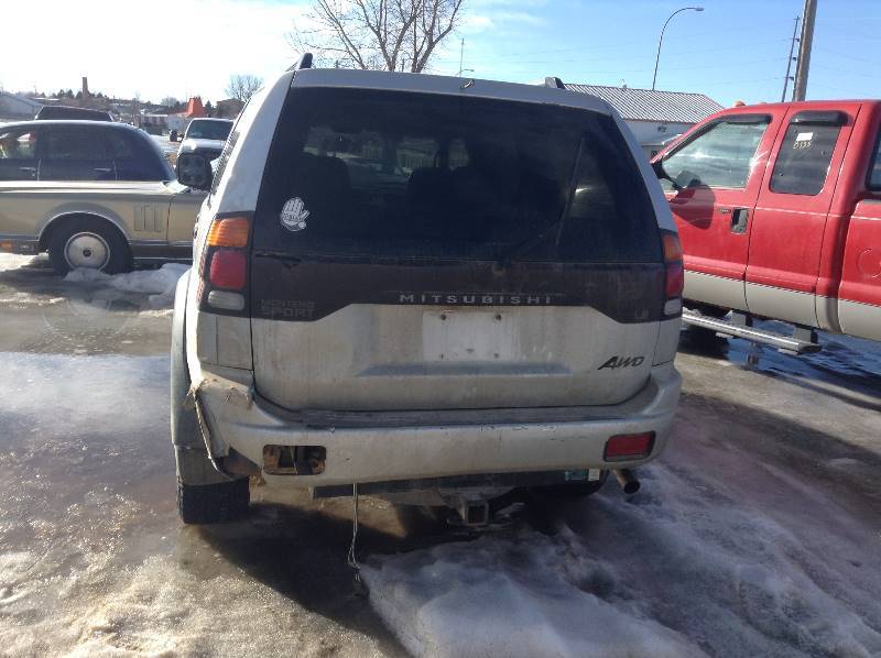 2002 Mitsubishi Montero Sport