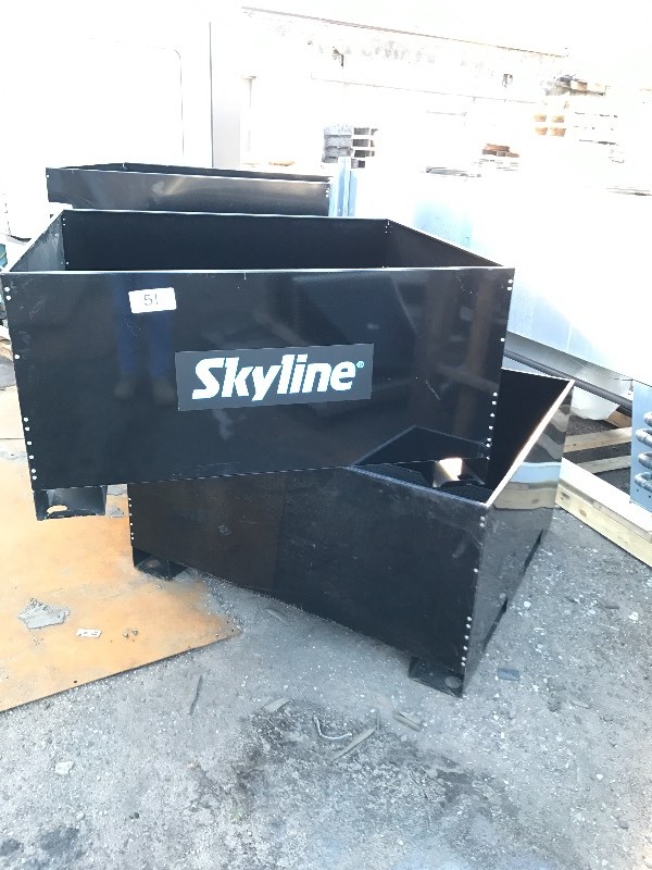 lot 51 image: 2 metal bins