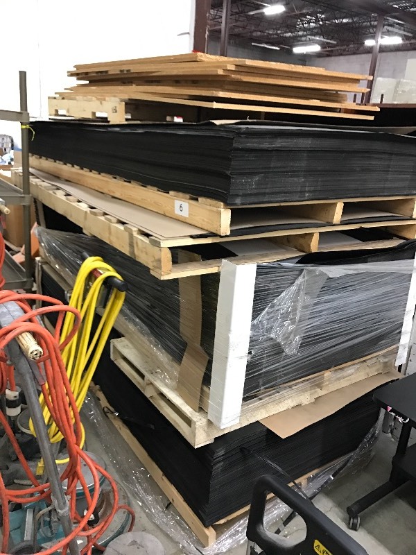 lot 6 image: Large lot of heavy paper