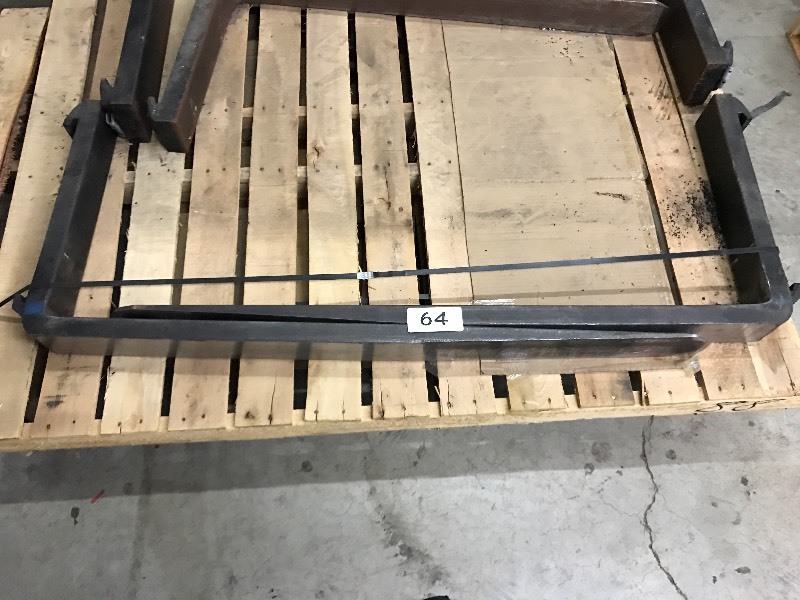 lot 64 image: Set of forklift forks
