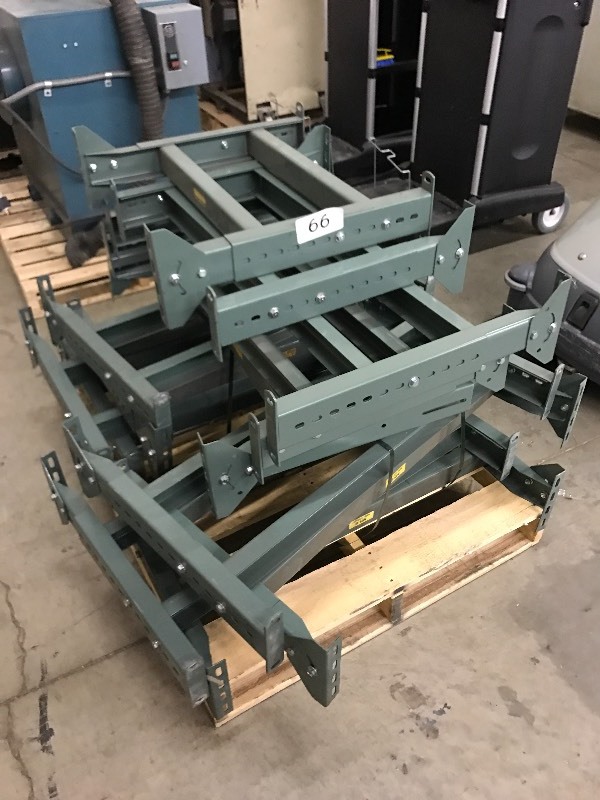 lot 66 image: Lot of conveyor legs