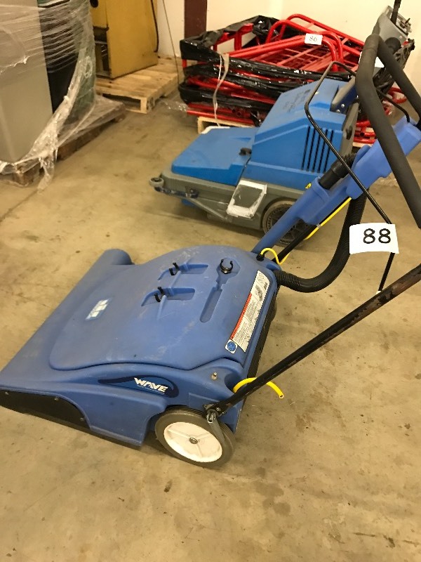lot 88 image: Floor sweeper