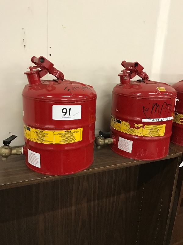 lot 91 image: 2 5-gallon fuel cans